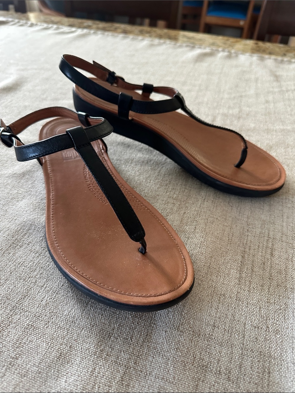 FitFlop Women's TIA Thong Sandals